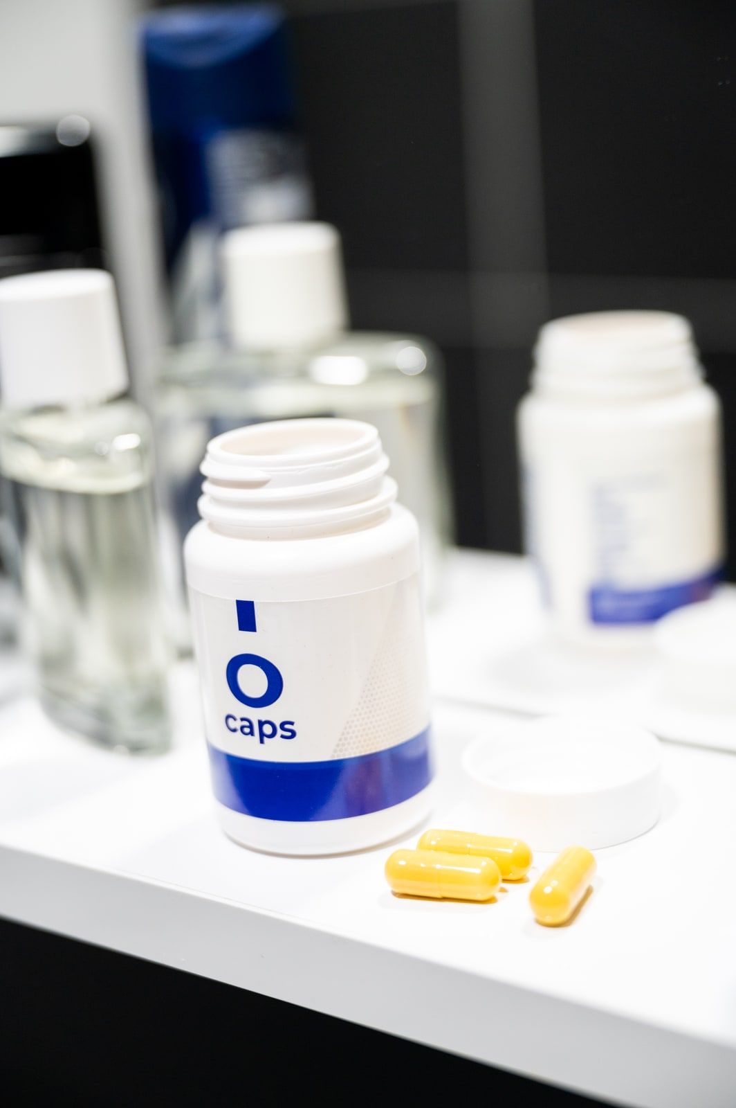 O Caps, fotografija 5 od 19